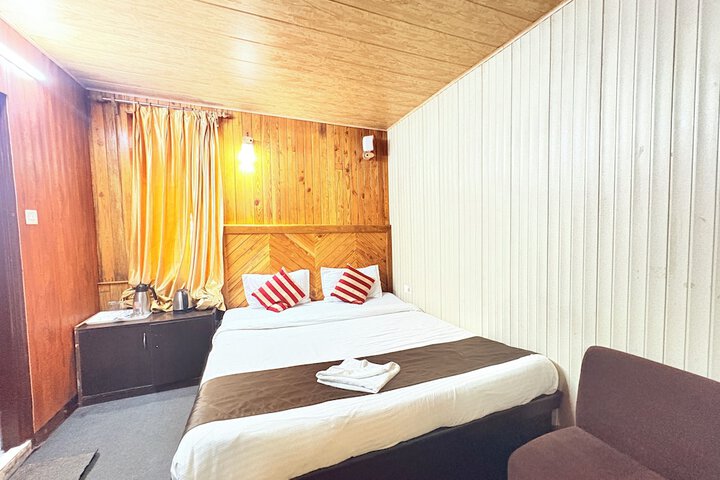 Room 30 of 43