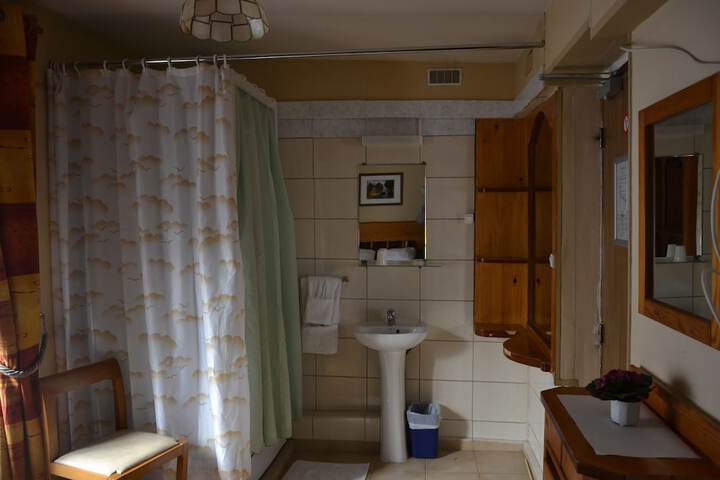Room 36 of 70