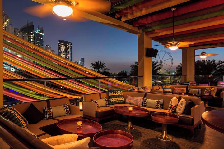 Lounge 280 of 334