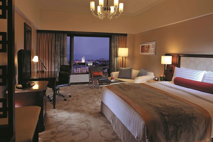 Room 30 of 79