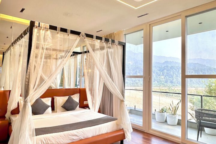 Hotel River Heaven by TNT Ventures