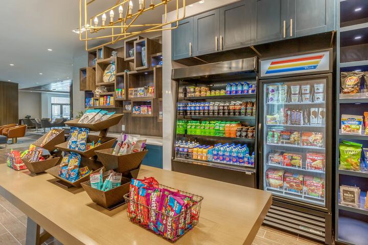 Snack bar