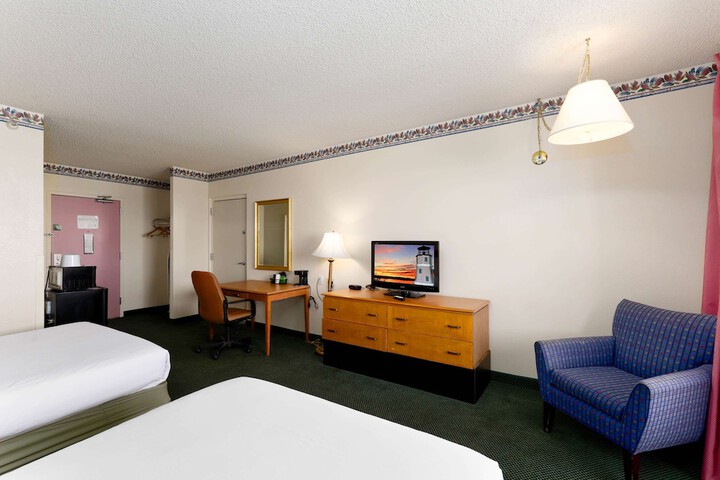 Room 22 of 61