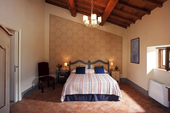 Room 3 of 22