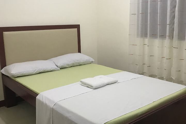 Room 6 of 31