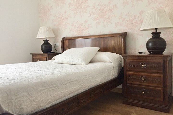 Room 11 of 50