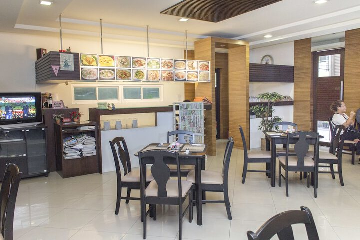 Dining Photos