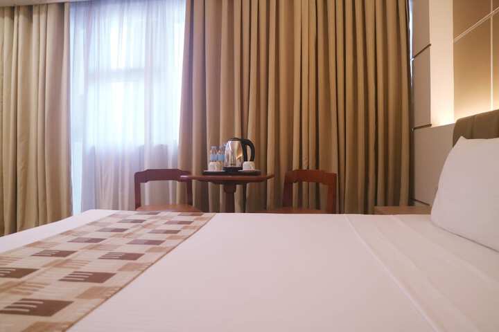 Room 6 of 26