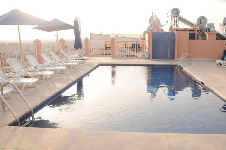 Pool 42 of 77