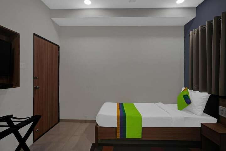Room 14 of 29