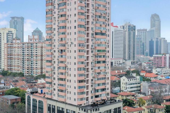JI Hotel Shanghai Jingan Temple Huaihai Middle Road