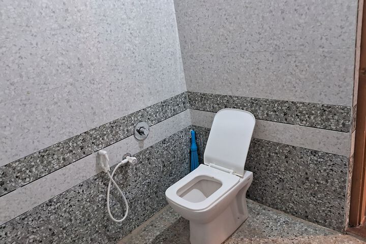 Room 18 of 52