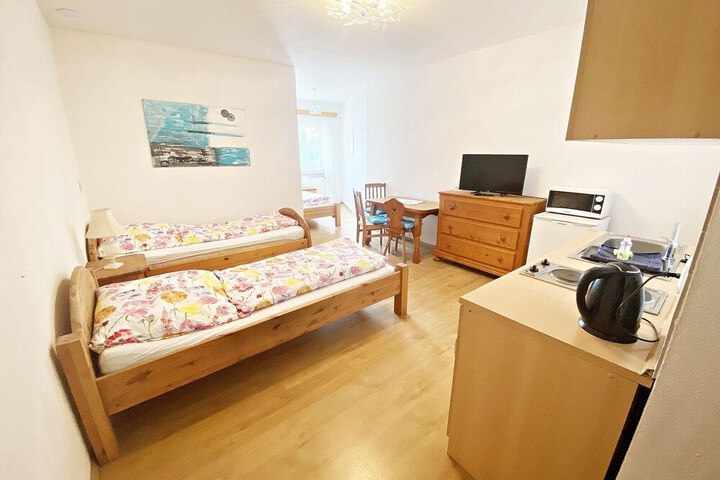 Room 46 of 86