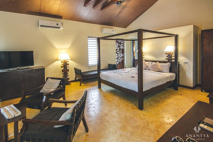 Room 8 of 96