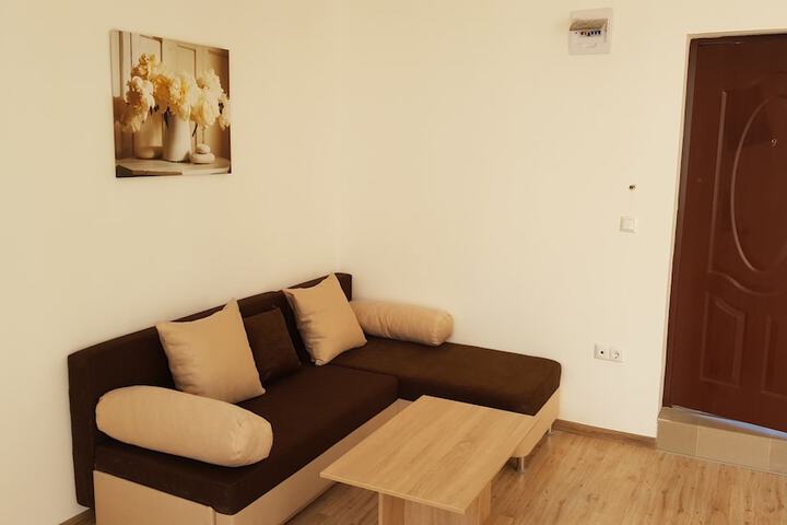 Room 15 of 53
