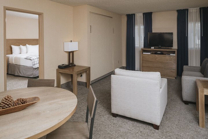 Room 17 of 68