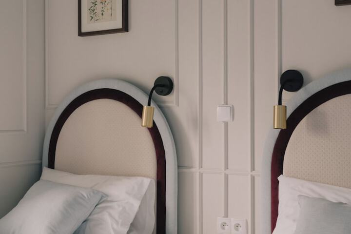 Room 15 of 40