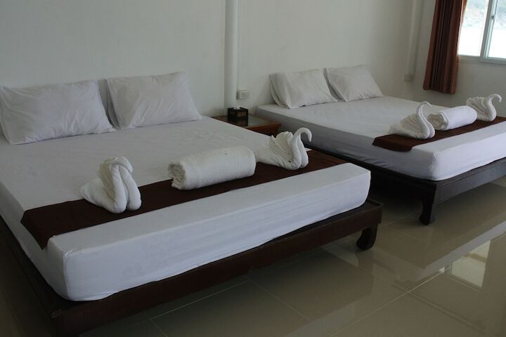 Room 15 of 42