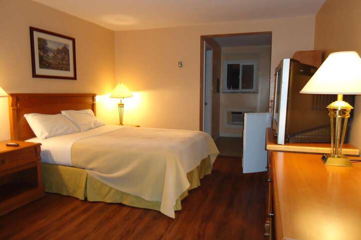 Room 19 of 39