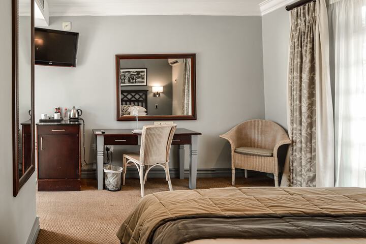 Room 33 of 75