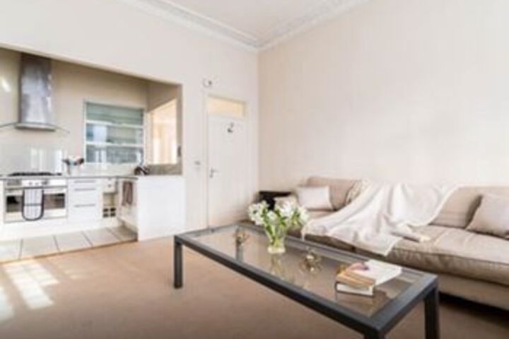 Room 15 of 16