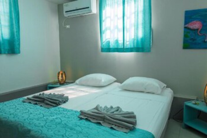 Room 6 of 13