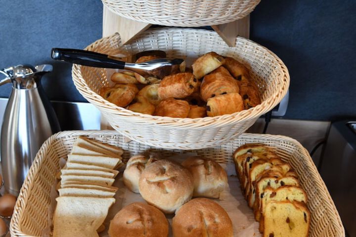 Breakfast/Coffee Service 37 of 66