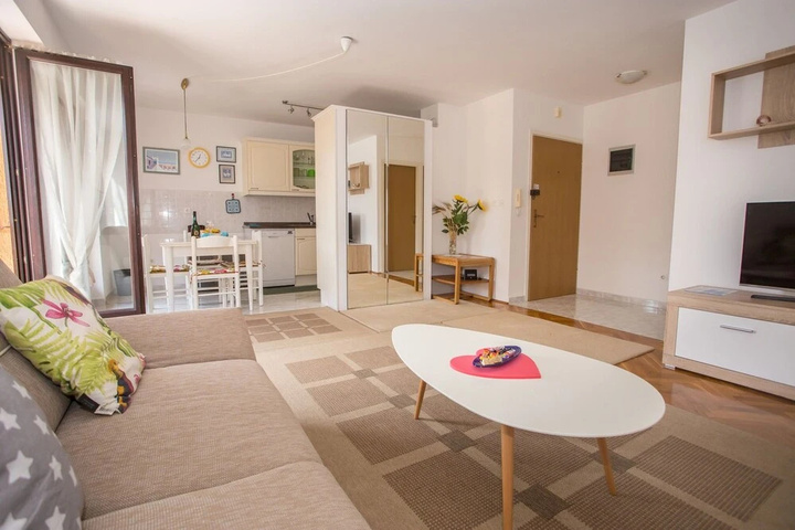Room 2 of 14
