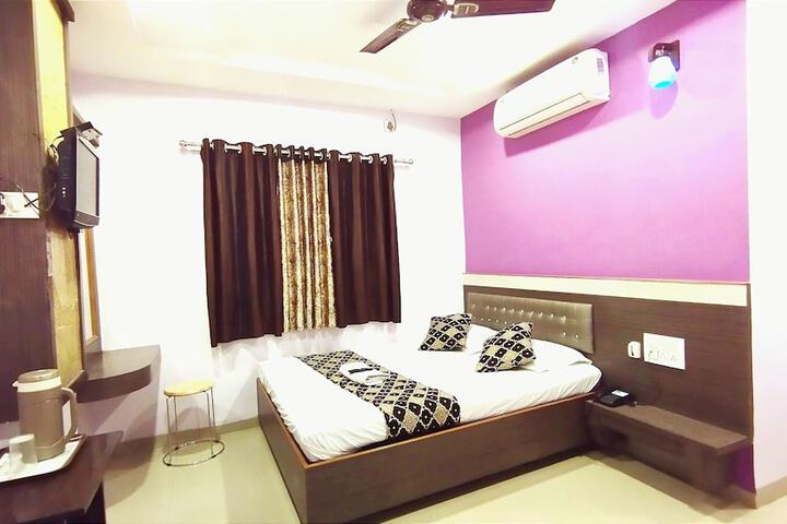 Room 21 of 31