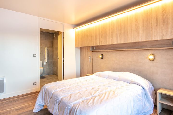 Room 12 of 47