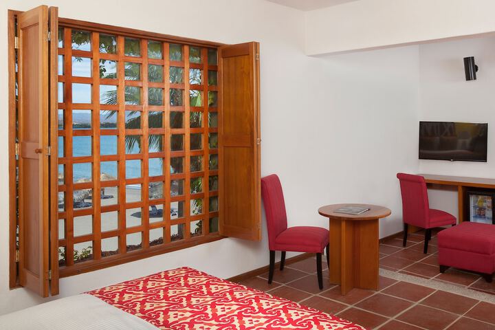 Room 10 of 101