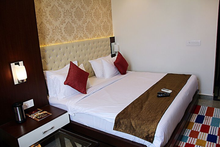 Room 9 of 54
