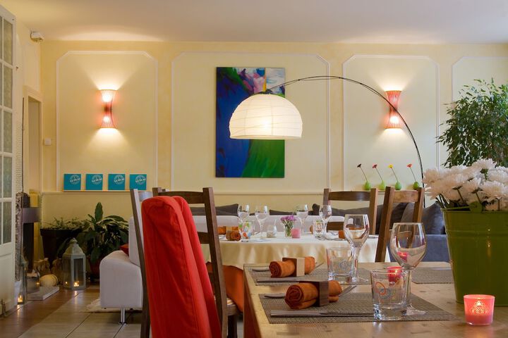 Dining Photos