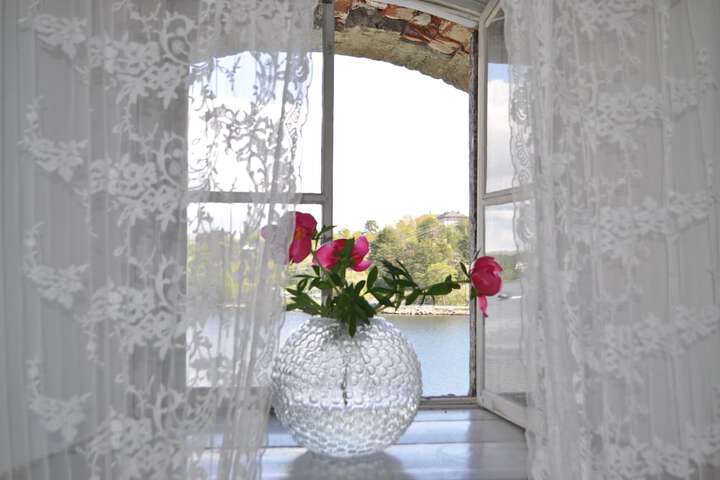 Room 4 of 31