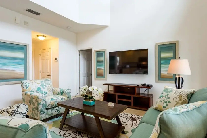 Exterior of South Facing Pool Spa, Games Room, Pure Luxury