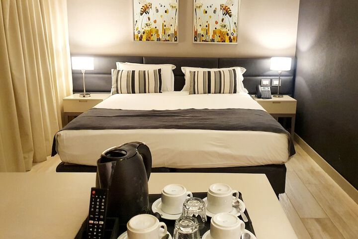 Room 44 of 84
