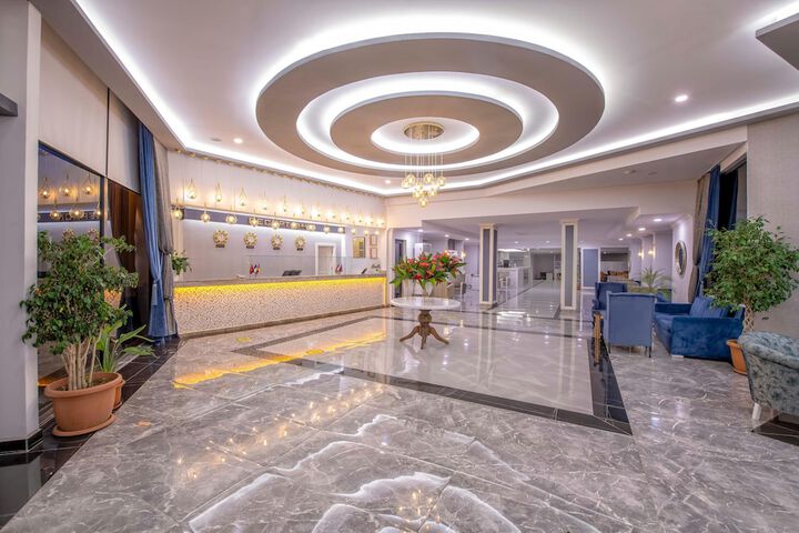 Hotel Lobby