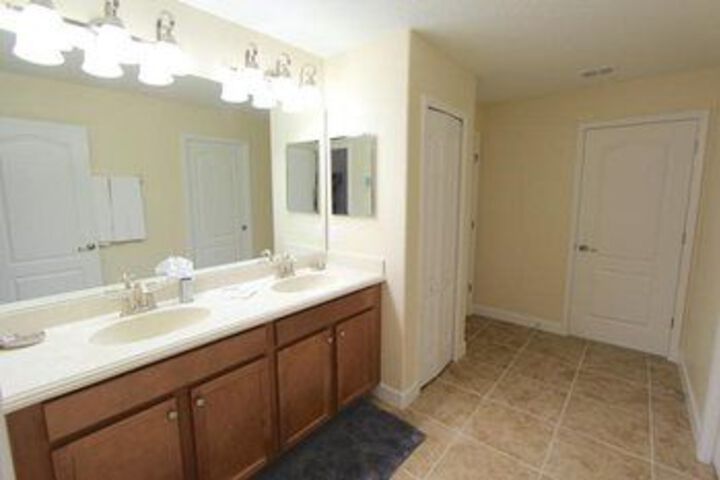 Room 20 of 91