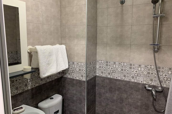 Room 16 of 23