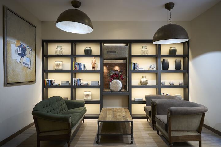 Guest Lobby