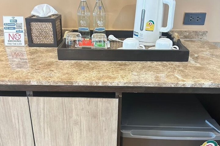 Room 15 of 42