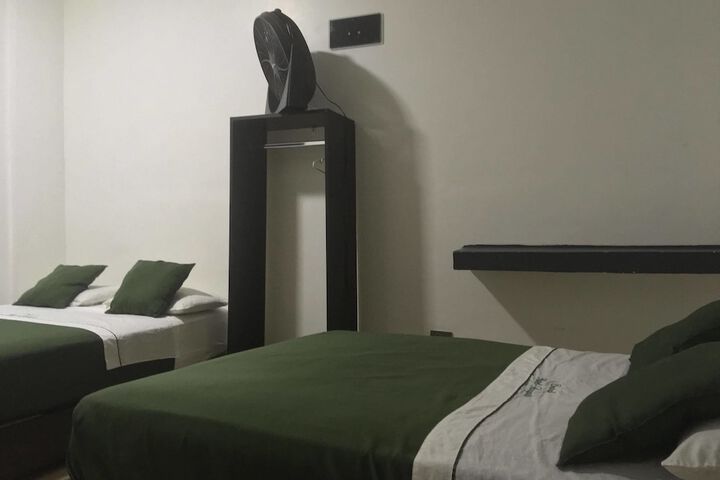 Room 9 of 53