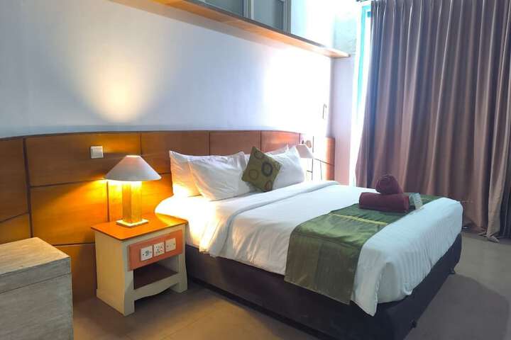 Room 15 of 137