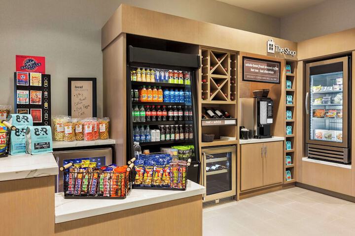 Snack bar