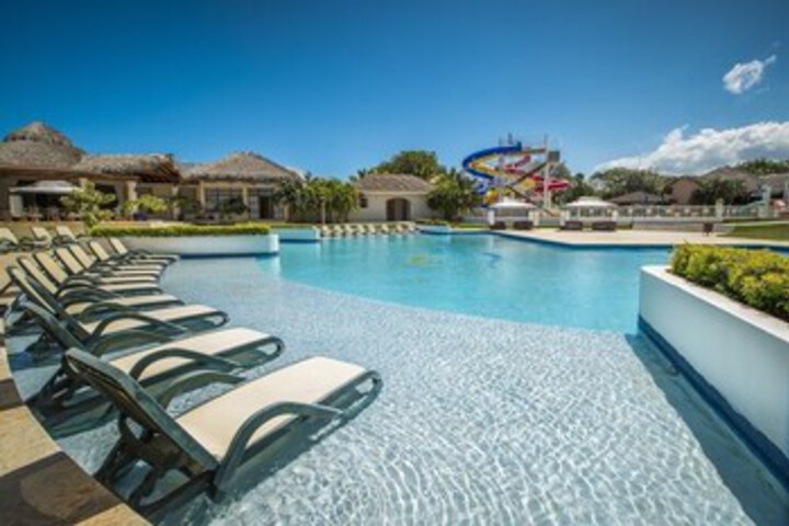 Pool 50 of 73