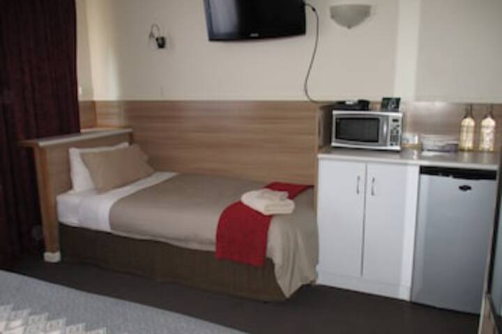 Room 19 of 123