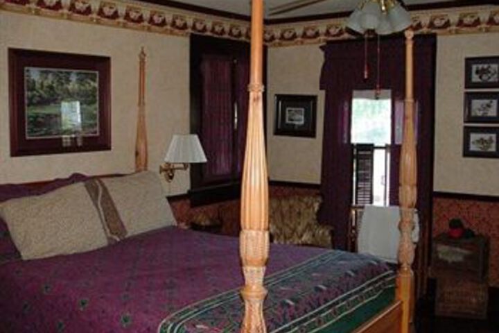 Room 3 of 38