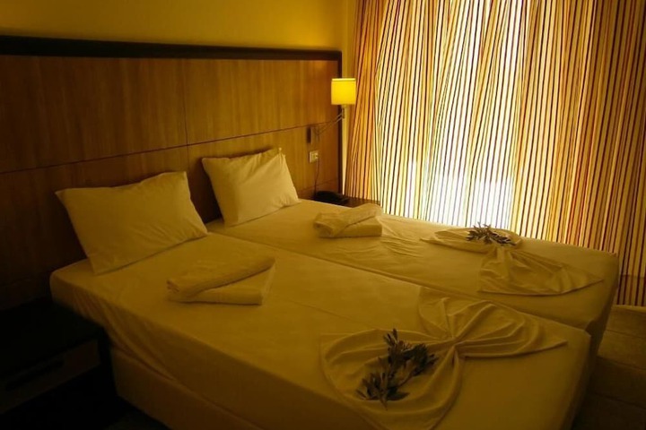 Room 20 of 59