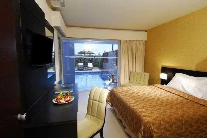 Room 2 of 23