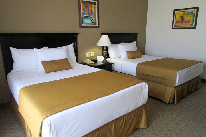 Room 14 of 131